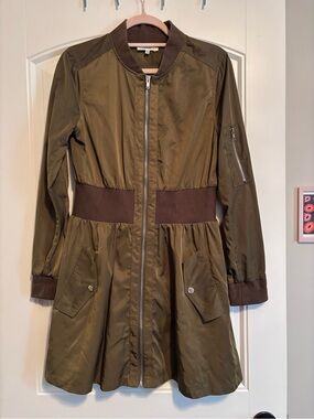 NWOT Awoo Dress with Pockets - Size Medium